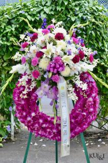 Stunning Stylized Sympathy Wreath