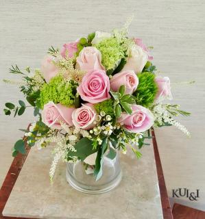 Soft Cream Colored Wedding Bouquet
