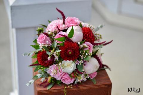 Clutch Red & Pink Bouquet