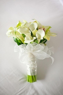Hand Tied Calla Lily Bouquet