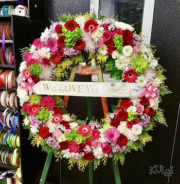 Pink, Red & Green Circle Wreath