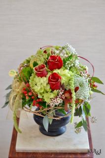 Glamorous High-End Arrangement