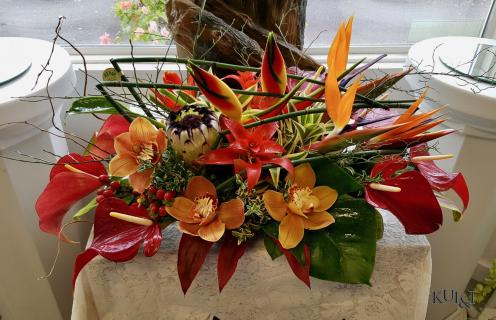 Hotel Entranceway Tropical Centerpiece